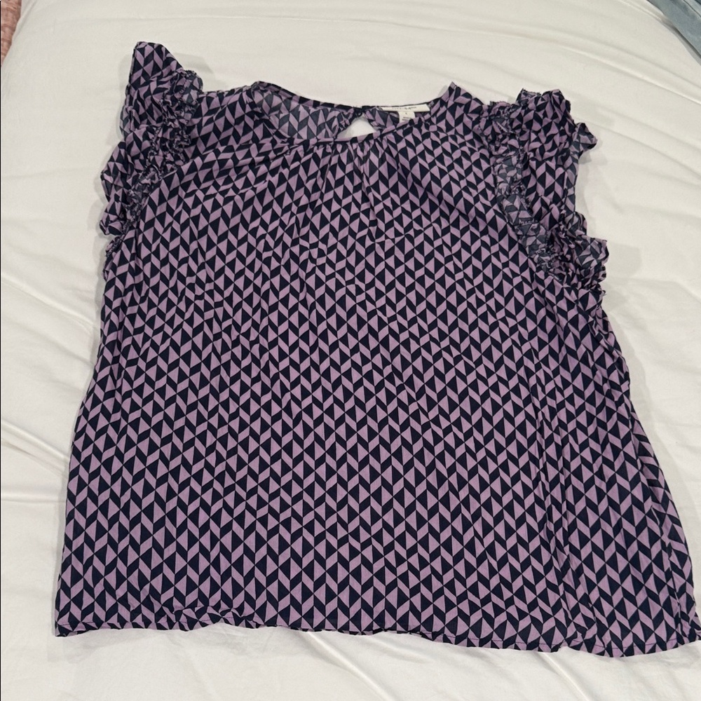 Elegant Geometric Patterned Women's Blouse